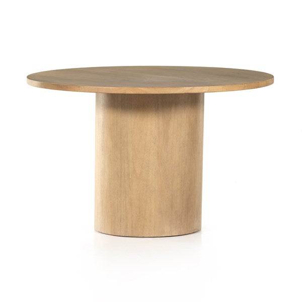 Fixed round table by Skraut Home